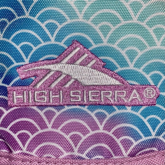 High Sierra Rainbow Scales Loop Backpack-NWT - Picture 14 of 14